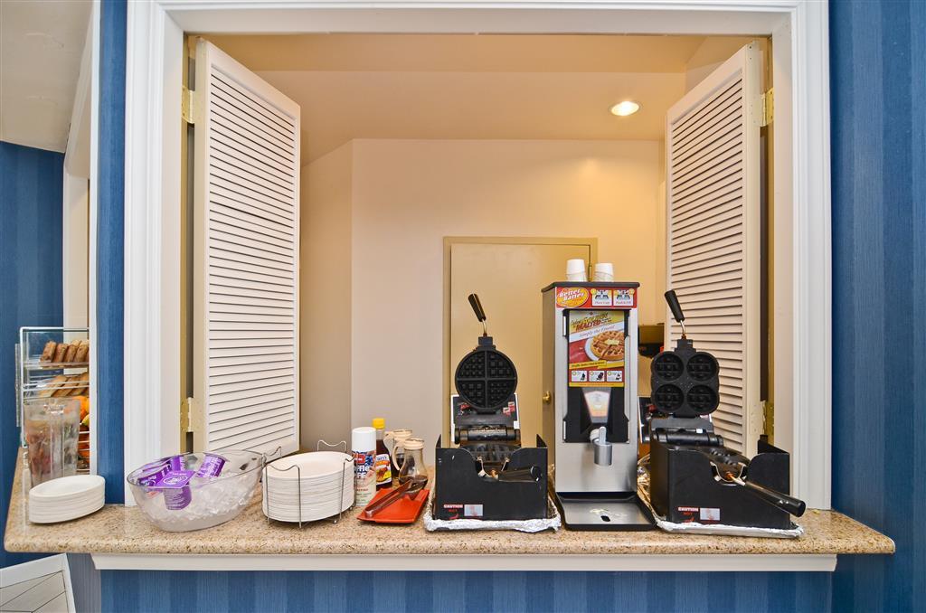 Best Western Plus All Suites Inn Santa Cruz Exterior photo